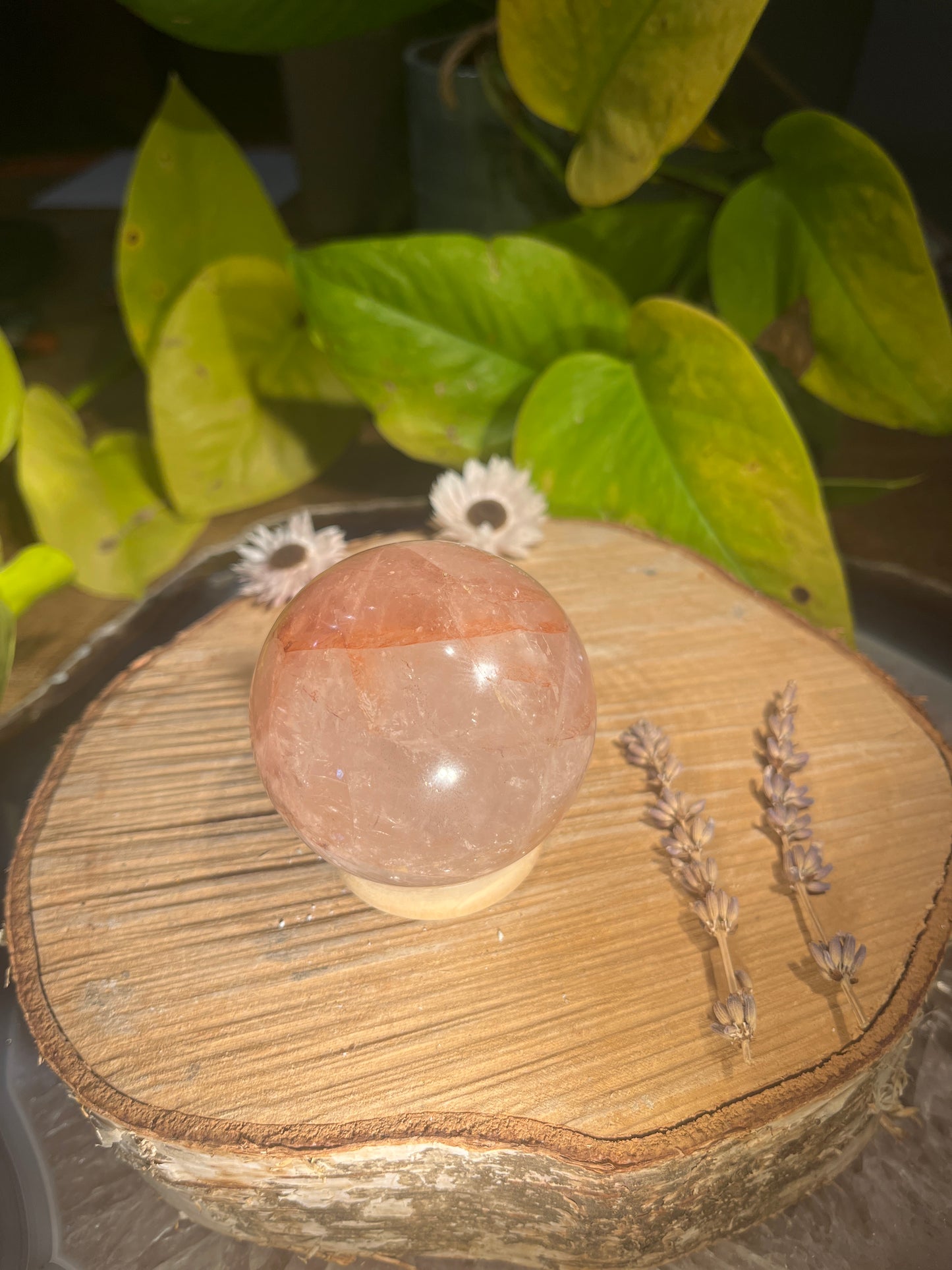 Hematoïdekwarts/ hematietkwarts bol 1