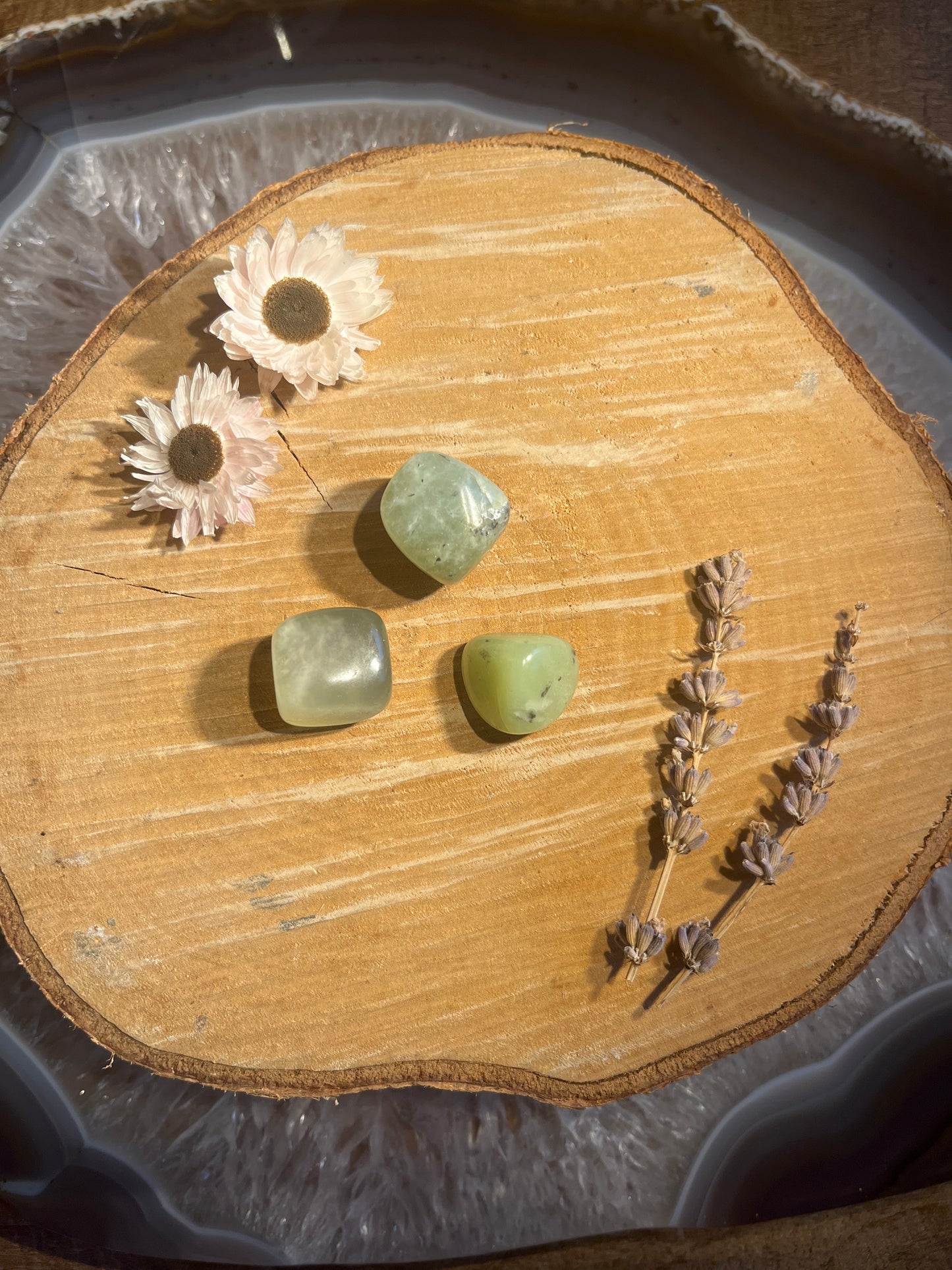 Serpentijn trommelsteen