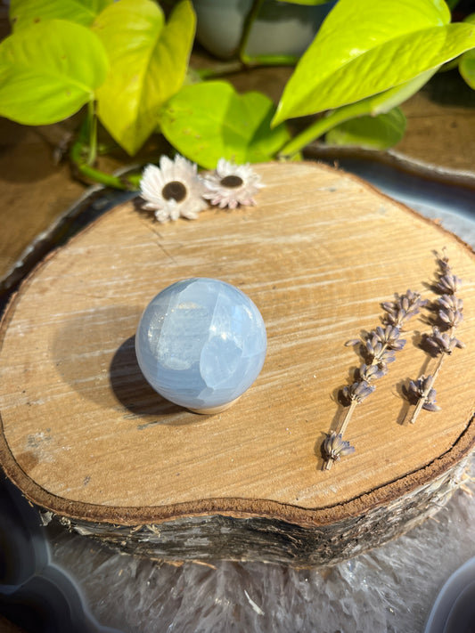 Blauwe calciet bol 1