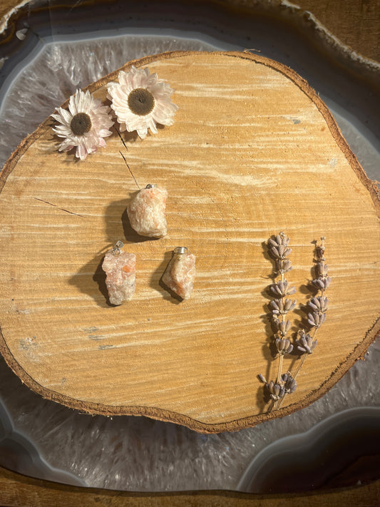 Zonnesteen ruwe hanger