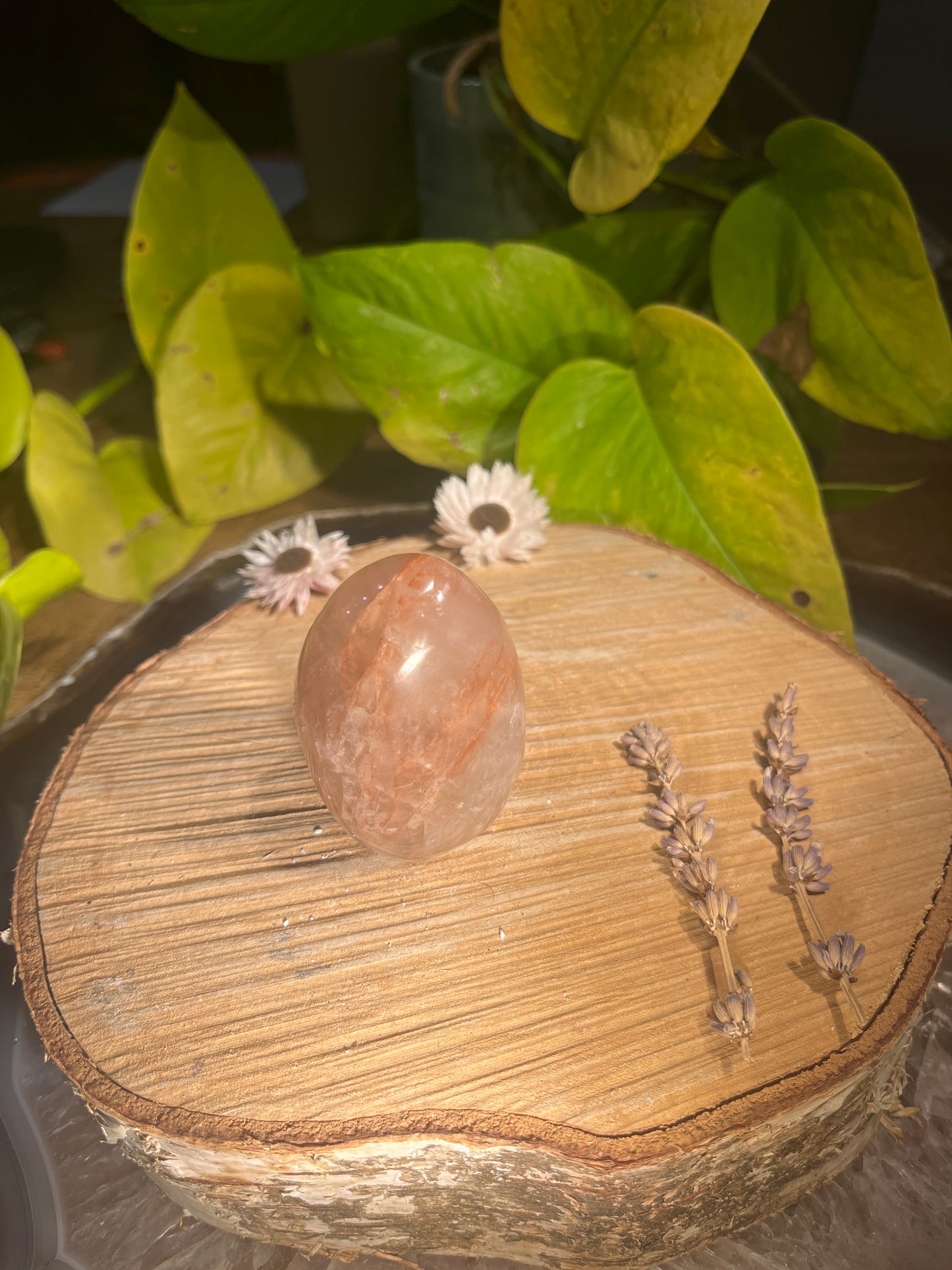 Hematoïdekwarts/ hematietkwarts sculptuur 3