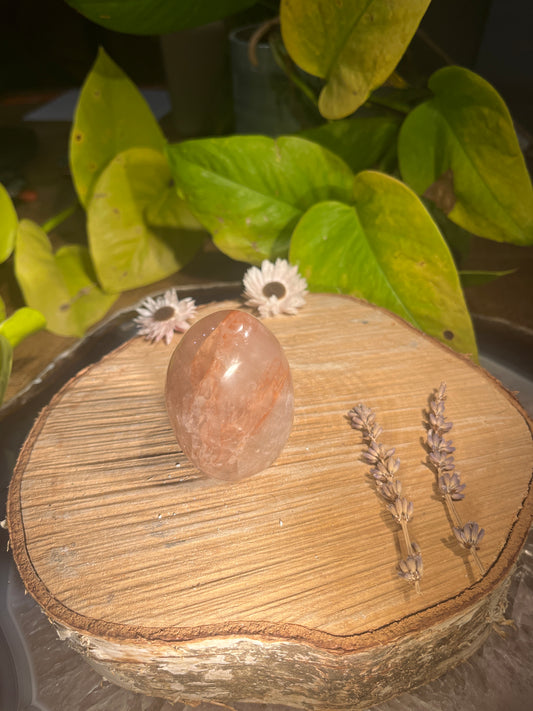 Hematoïdekwarts/ hematietkwarts sculptuur 3