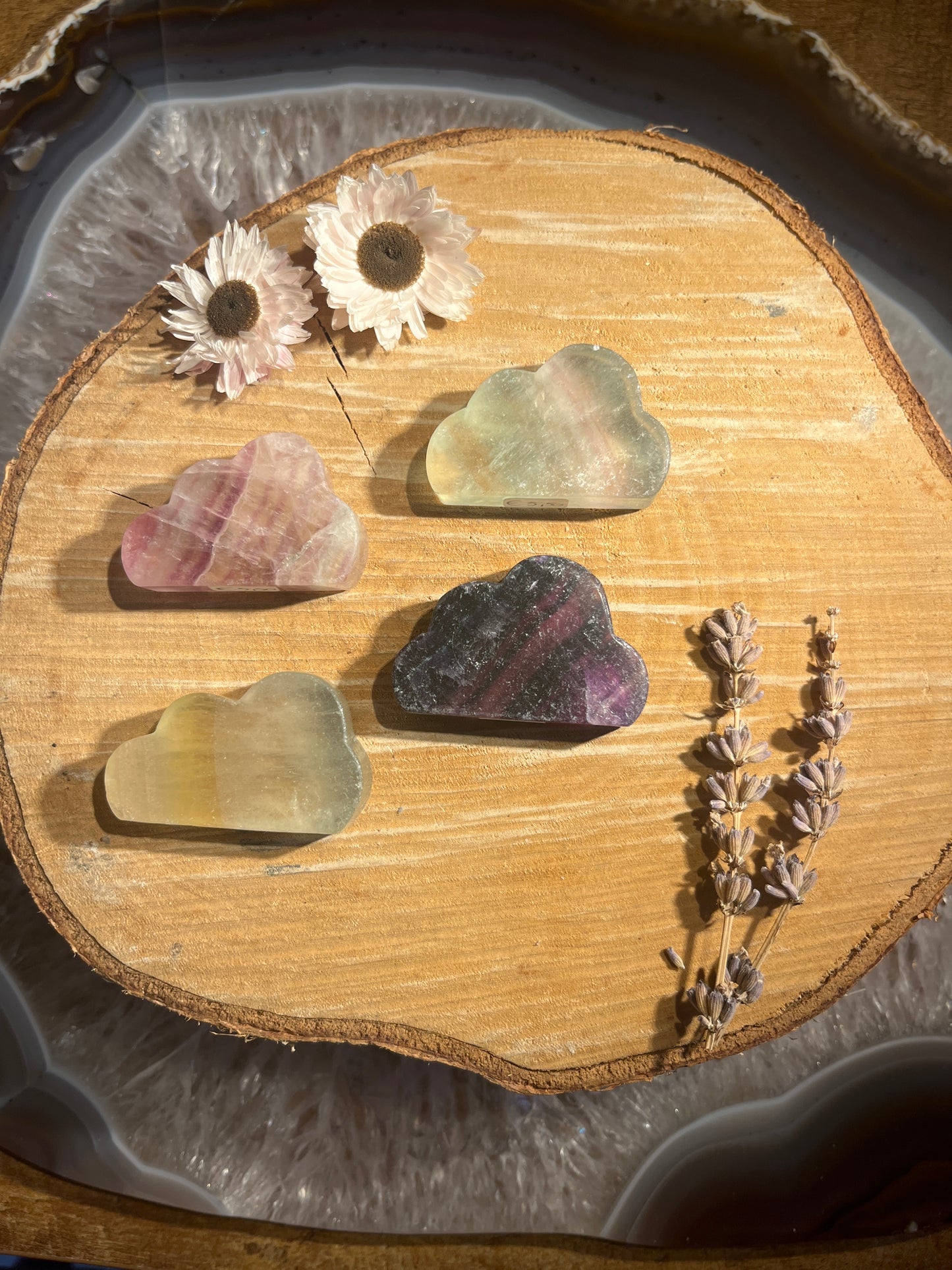 Regenboog fluoriet wolkje