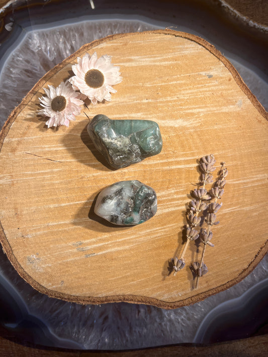 Smaragd trommelsteen