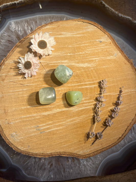 Serpentijn trommelsteen