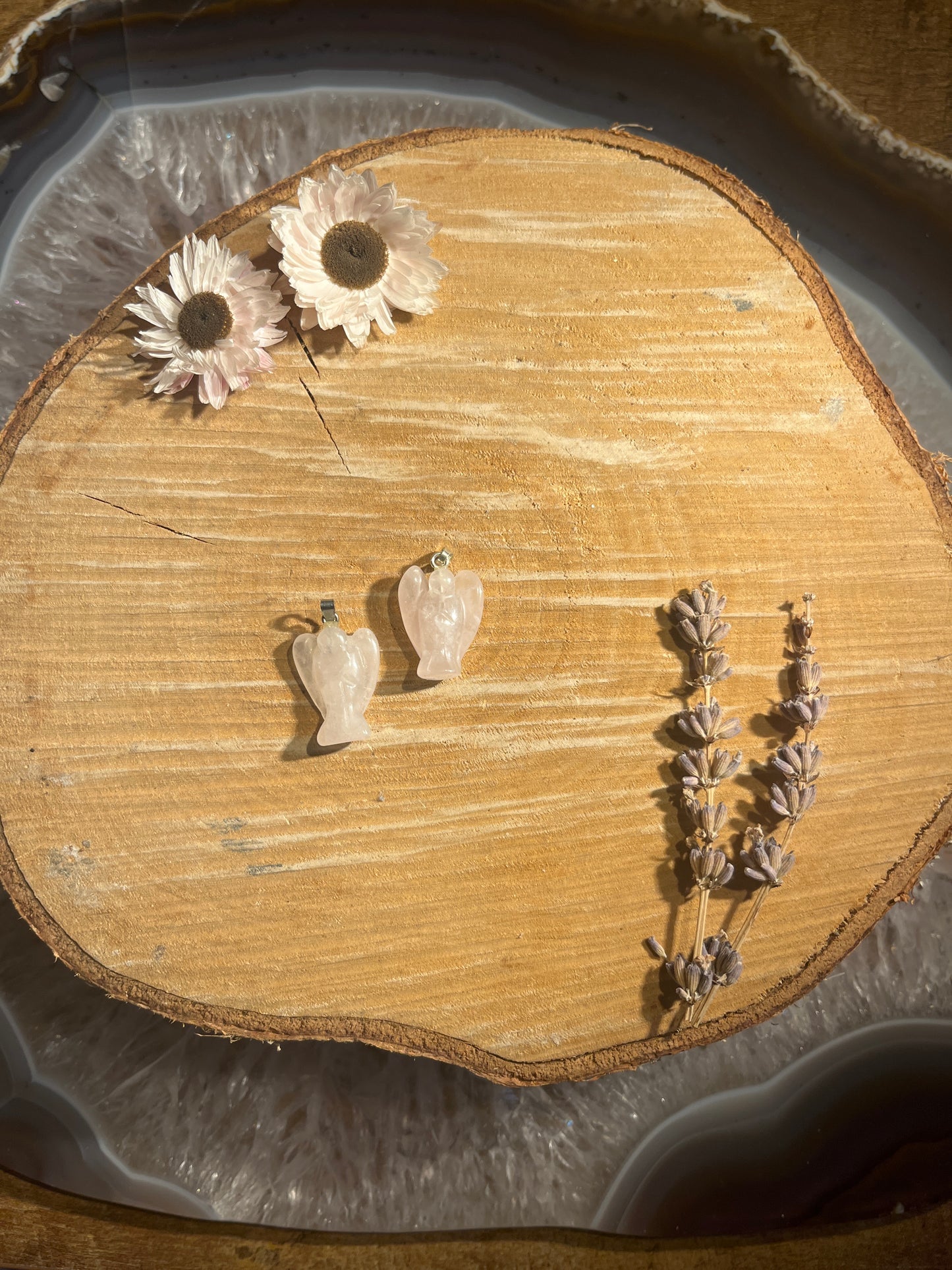 Rozenkwarts engel hanger