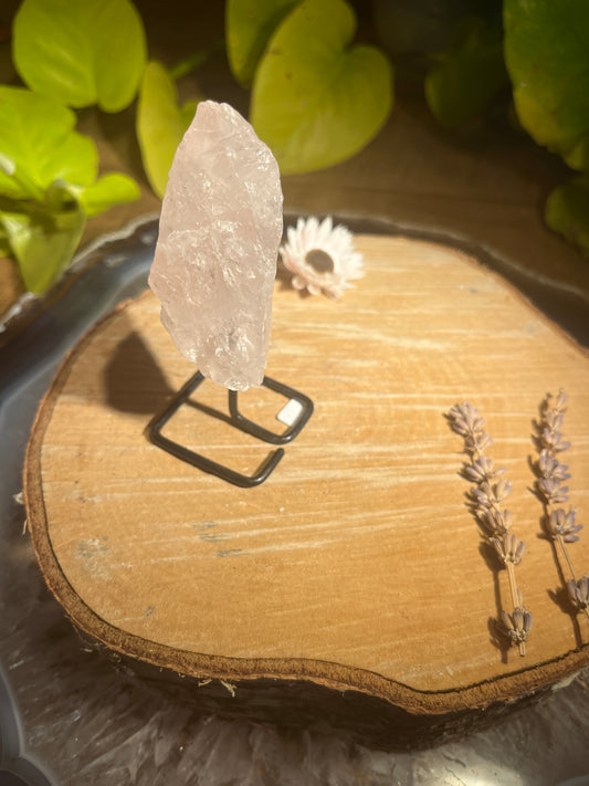 Rozenkwarts ruw brokje op staander